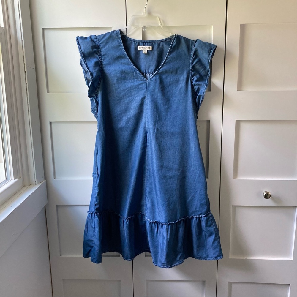 Frye and Co. Chambray Lightweight Ruffle Sleeve Casual Dress With Pockets